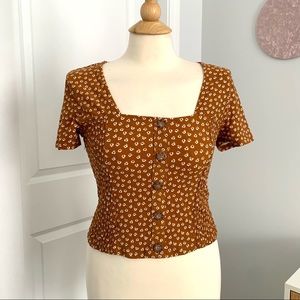 NWT Size Large Self Esteem Cropped Rust Short Sleeve Stretch Top